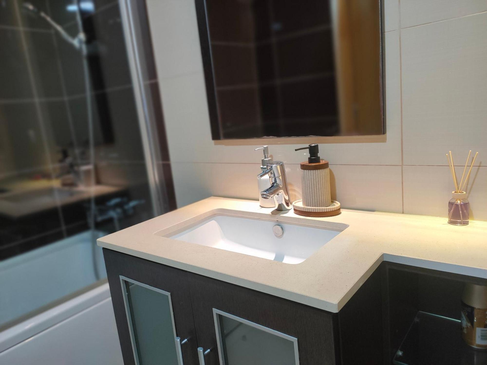 Adalberto Nascimento Luxury Aparta-Hostel At Colinas Do Cruzeiro Odivelas  Kültér fotó