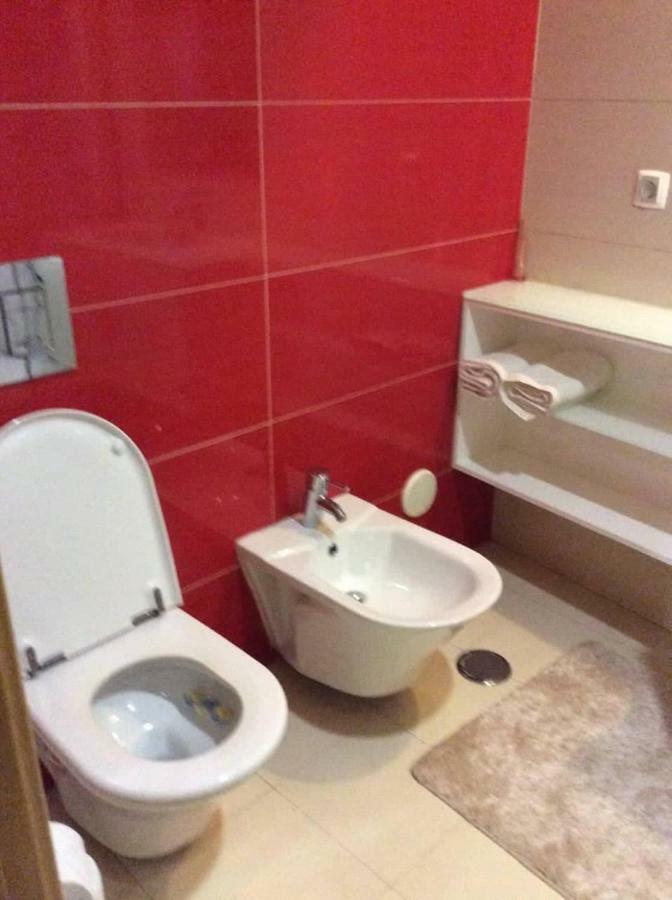 Adalberto Nascimento Luxury Aparta-Hostel At Colinas Do Cruzeiro Odivelas  Kültér fotó